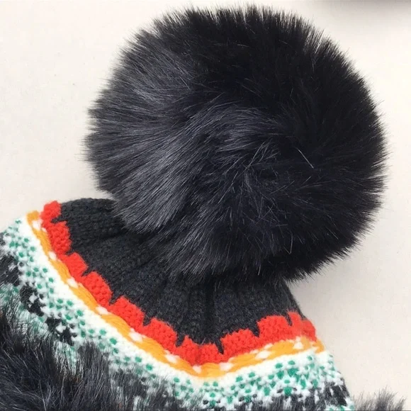 SOLD!!! Free People x Urban Outfitters Vegan Black Fur Pom Pom Winter Trapper Ha - Picture 2 of 13